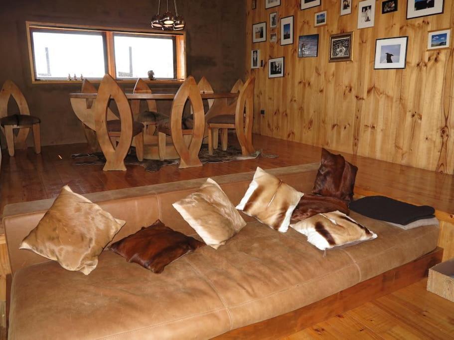 Casa Kleinbos En Pichilemu,camino A Punta De Lobos *